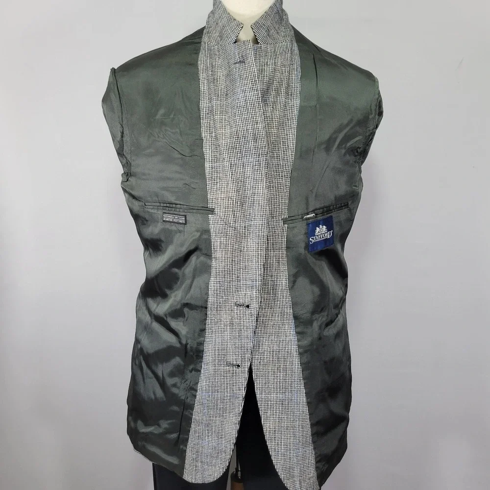 VTG Stafford Men's Sport‎ Coat Blazer Two Button Gray Plaid Size 42L